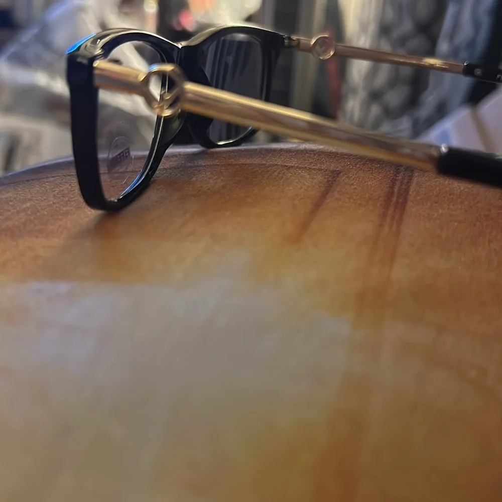 Frames‎